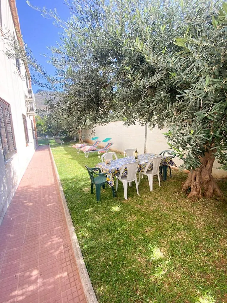 Aparthotel Sole Di Sicilia Castelluzzo